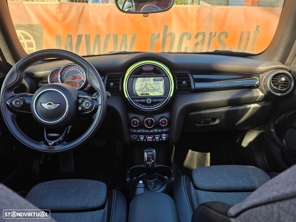 MINI Cabrio Cooper D Auto - 12