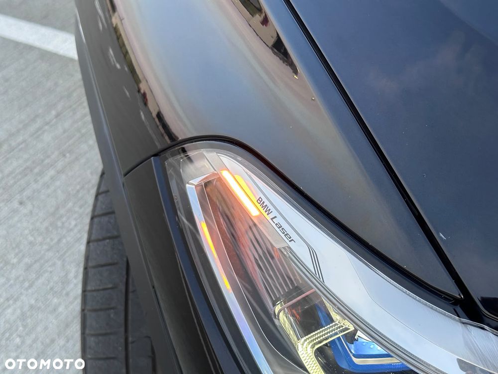 BMW X5 xDrive40i - 18