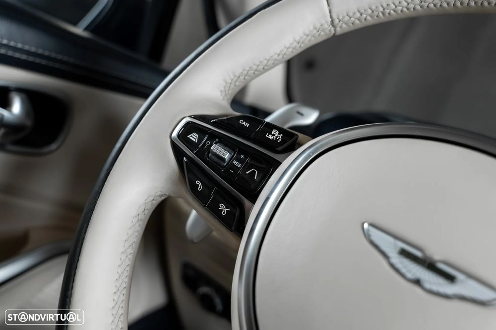Aston Martin DBX Standard - 11