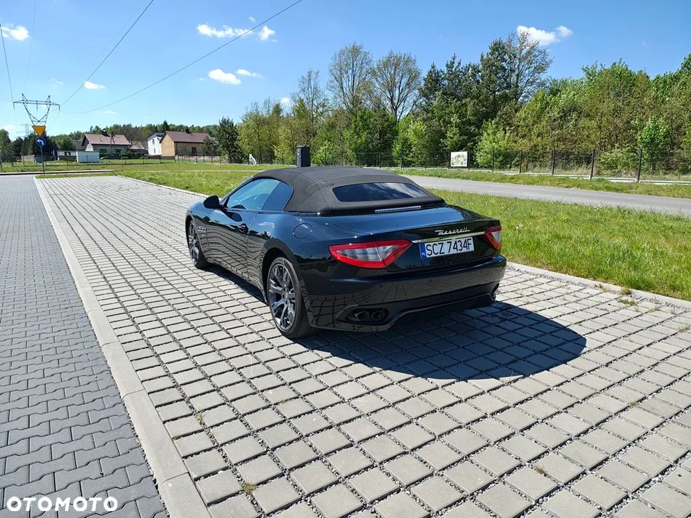 Maserati GranCabrio Sport - 9