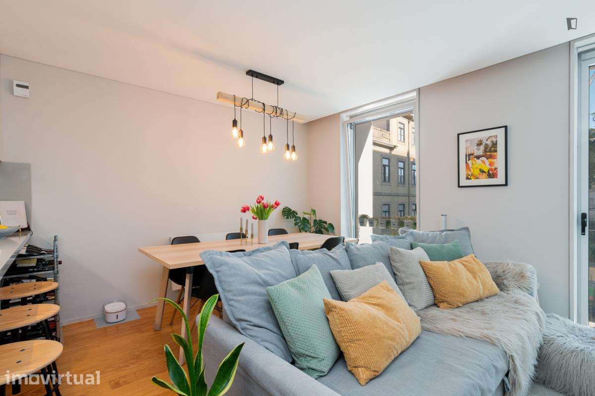 Apartamento com 1 quartos - localizado em Cedofeita Porto - Grande imagem: 2/24