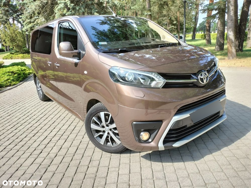 Toyota Proace Verso 2.0 D4-D Medium VIP - 20
