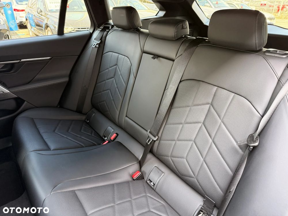 BMW Seria 5 520d - 33