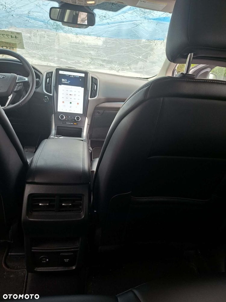 Ford Edge - 19