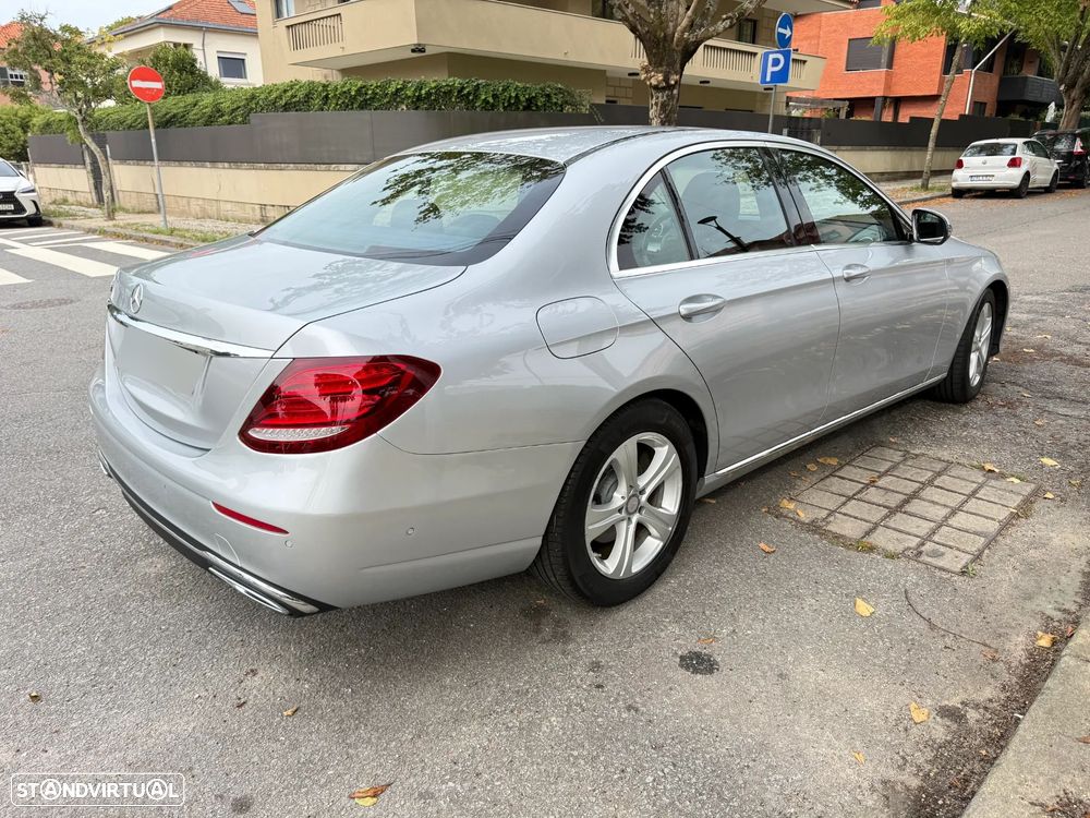Mercedes-Benz E 220 d Avantgarde - 4