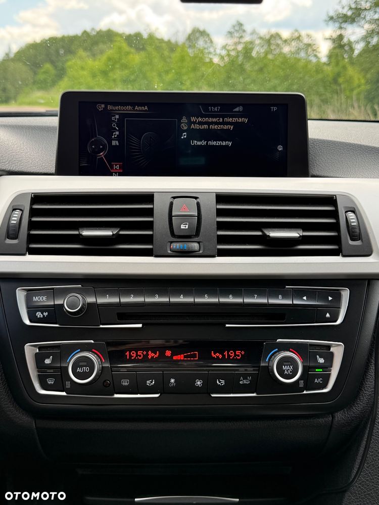 BMW Seria 3 320d Efficient Dynamics Edition - 19