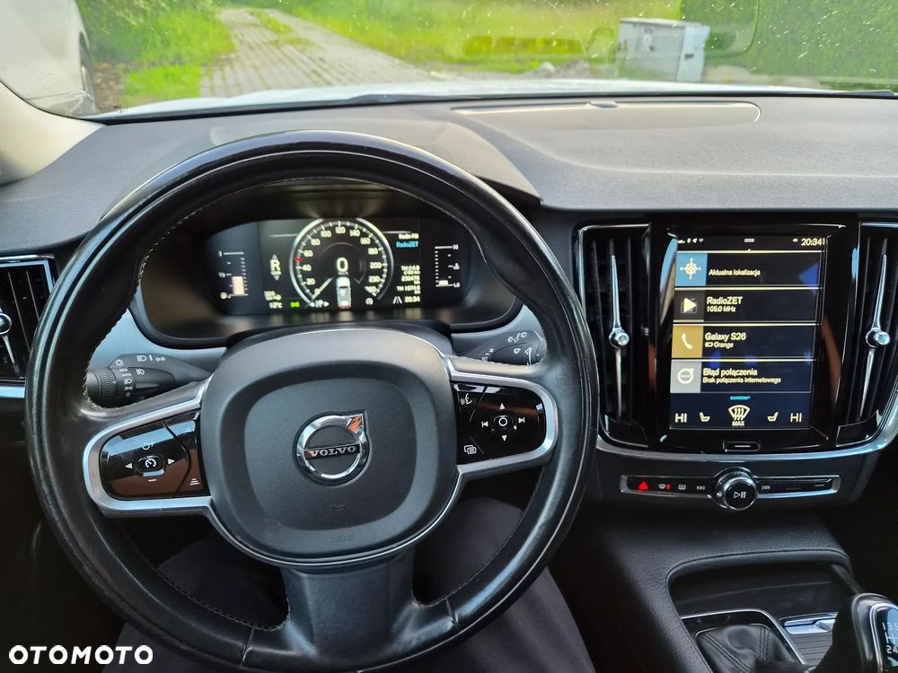 Volvo V90 D4 Momentum Pro - 14