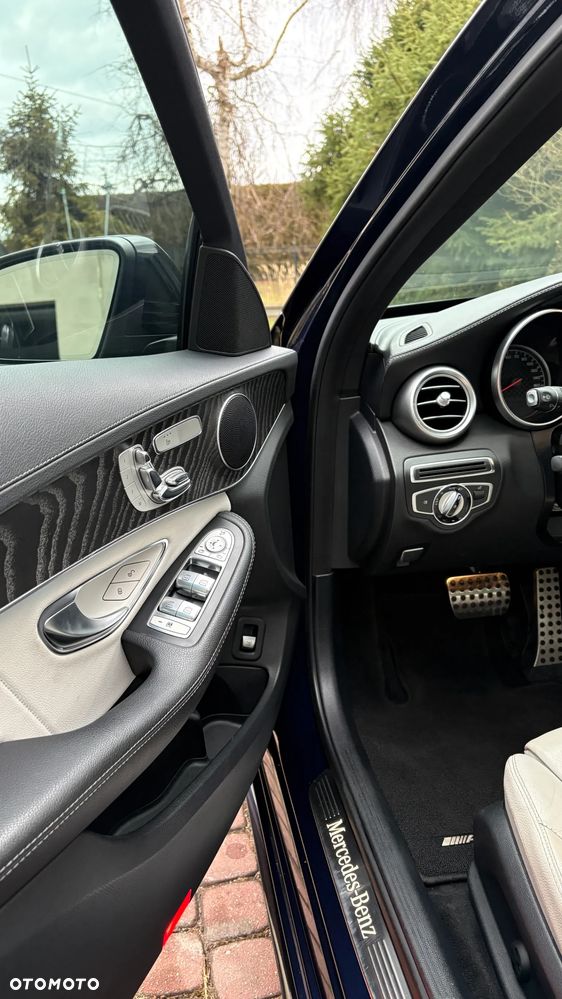 Mercedes-Benz Klasa C 450 AMG 4Matic 7G-TRONIC - 20