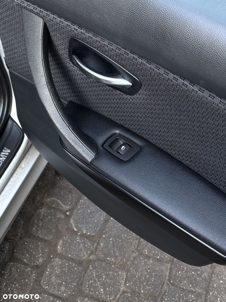 BMW Seria 3 320d - 17