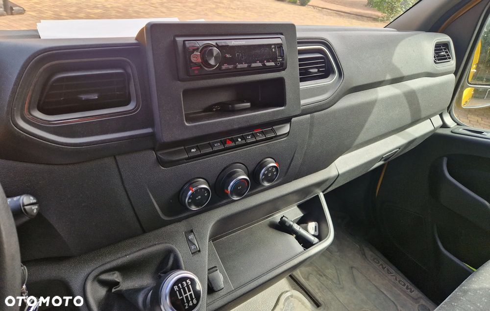 Opel Movano - 8