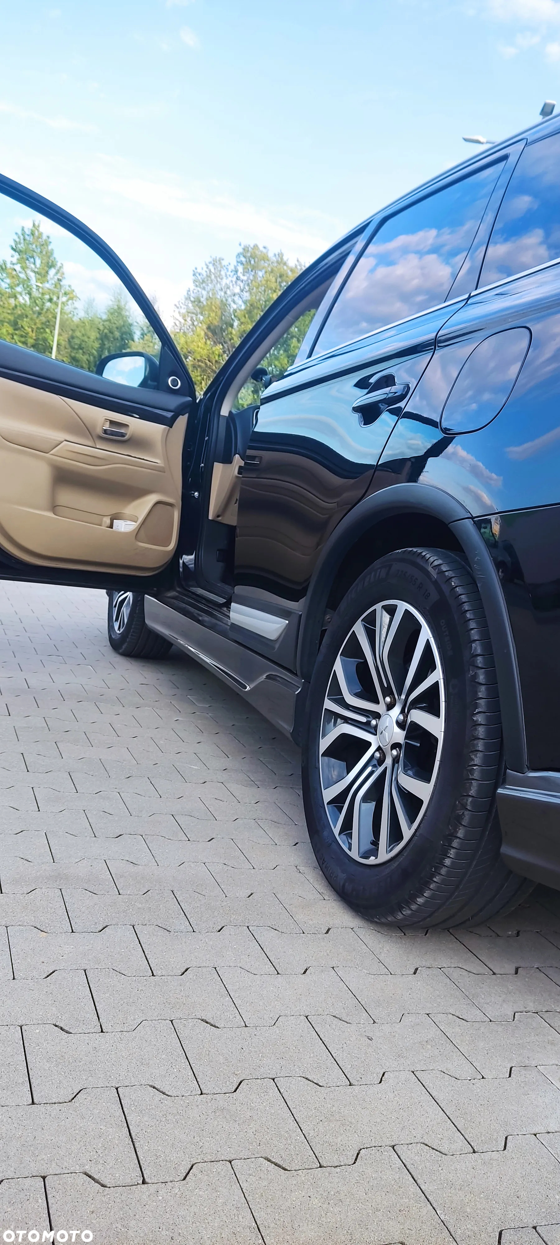 Mitsubishi Outlander 2.0 Intense Comfort 4WD CVT - 11