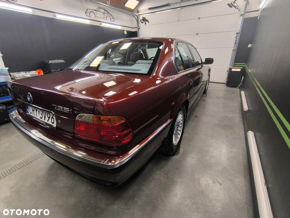 BMW Seria 7 - 4