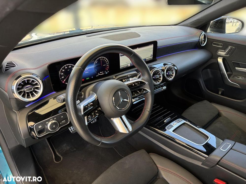 Mercedes-Benz CLA 250 e Coupe - 11