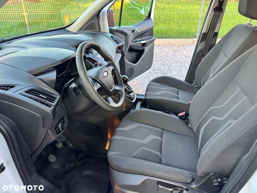 Ford Transit Connect - 36