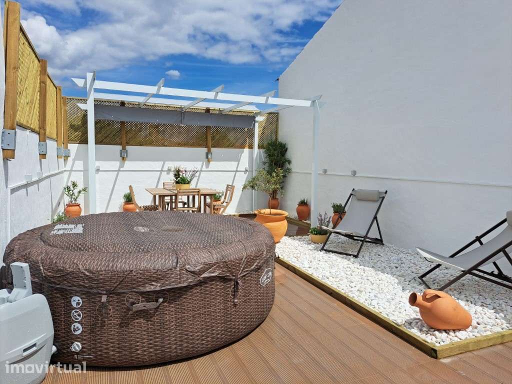 Simpática Moradia T2 com um espaço exterior perto da praia da Amieira - Grande imagem: 5/18