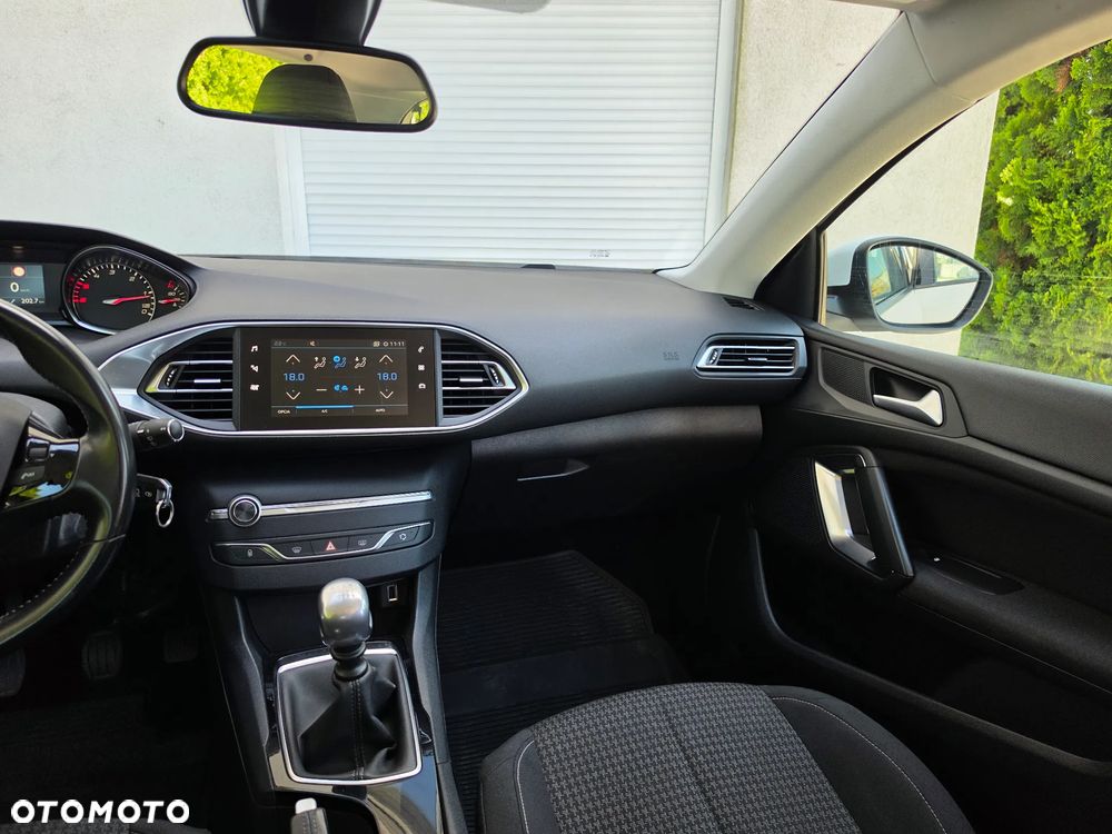 Peugeot 308 1.5 BlueHDi Access S&S - 10