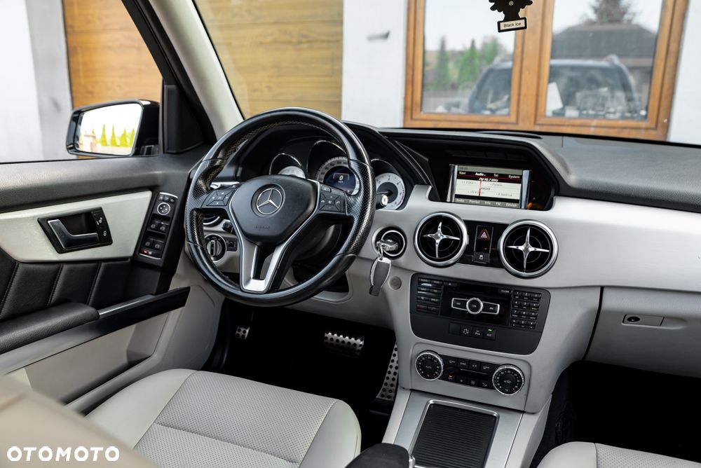 Mercedes-Benz GLK 250 CDI DPF 4Matic BlueEFFICIENCY 7G-TRONIC - 28