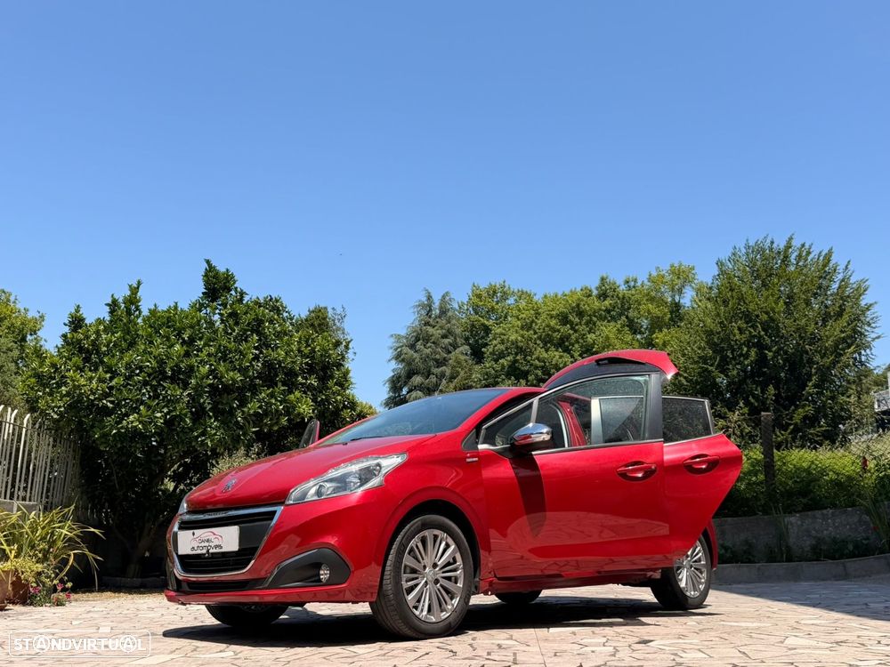 Peugeot 208 1.2 PureTech Style - 12