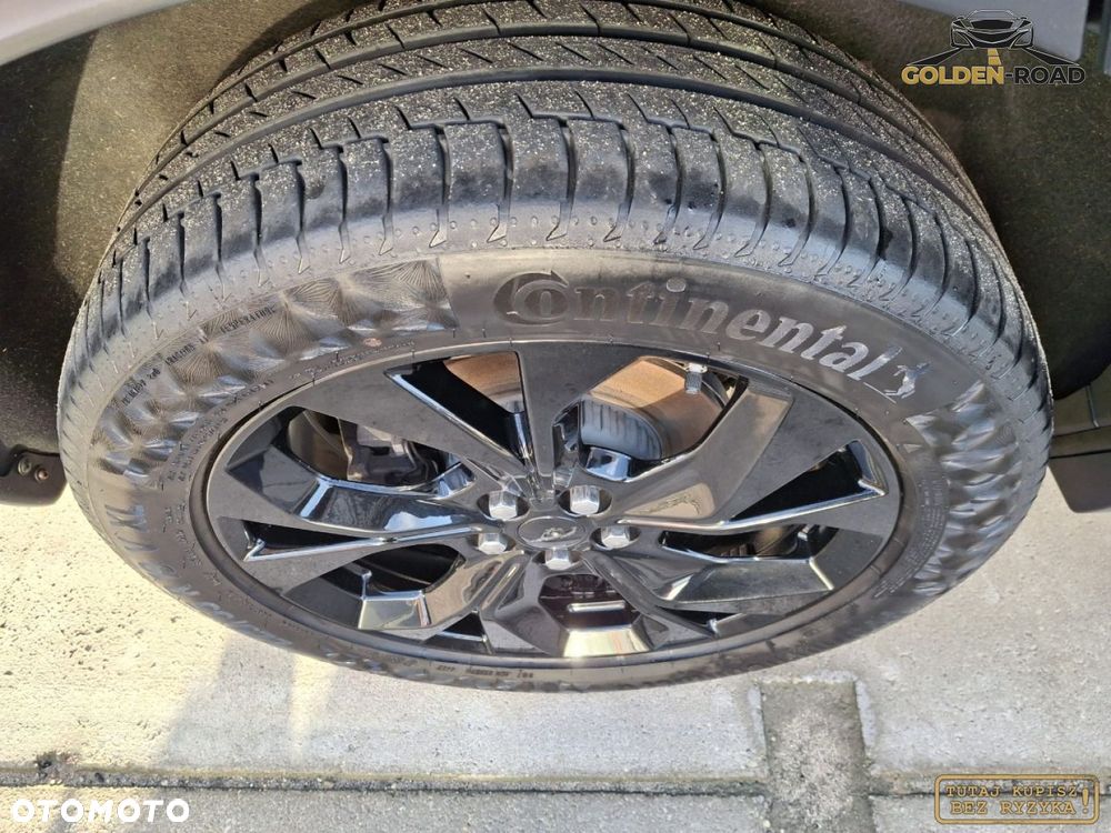 Land Rover Discovery Sport - 24