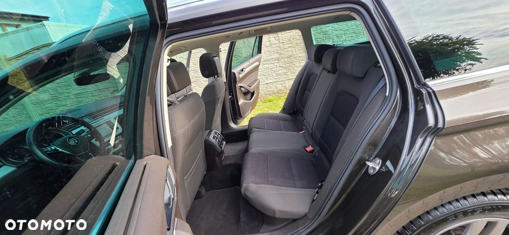 Volkswagen Passat 2.0 TDI (BlueMotion Technology) DSG Highline - 23