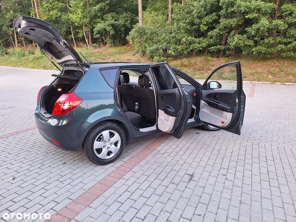 Kia Ceed 1.4 CVVT Attract - 18