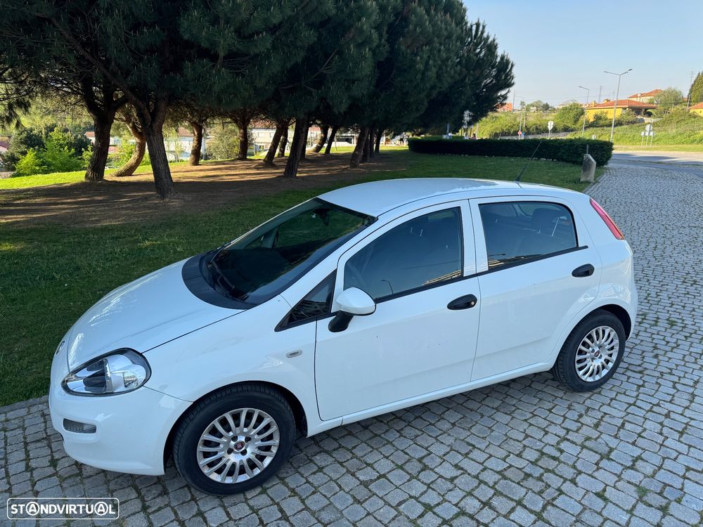 Fiat Punto 1.3 M-Jet Lounge S&S - 3