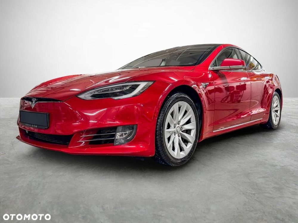 Tesla Model S - 2