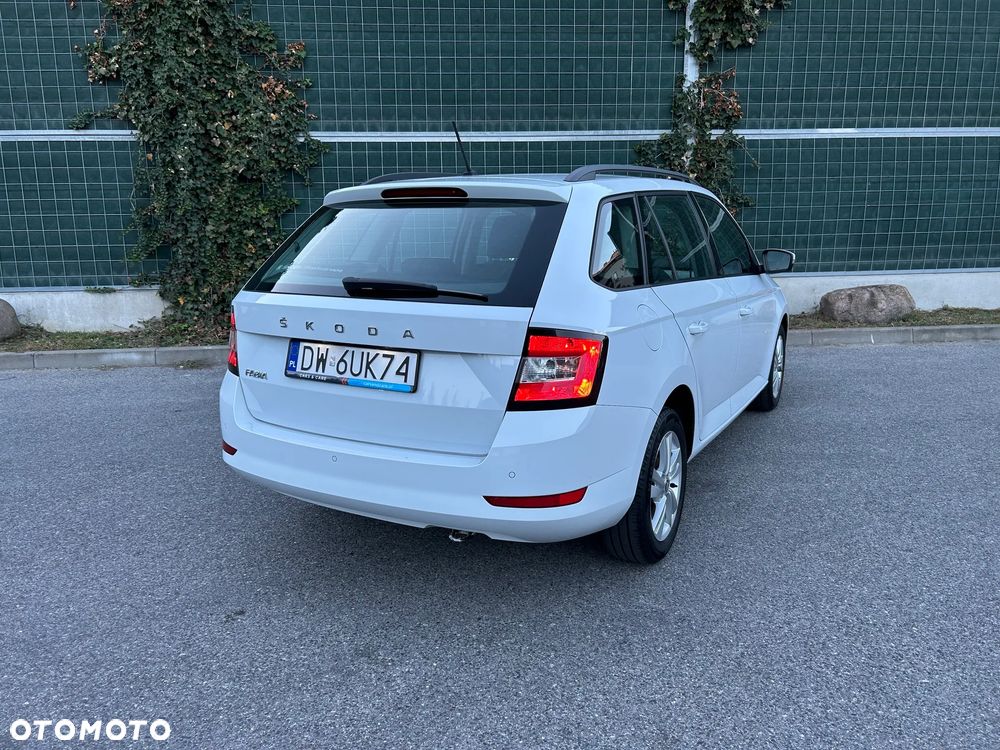 Skoda Fabia 1.0 TSI Ambition - 11