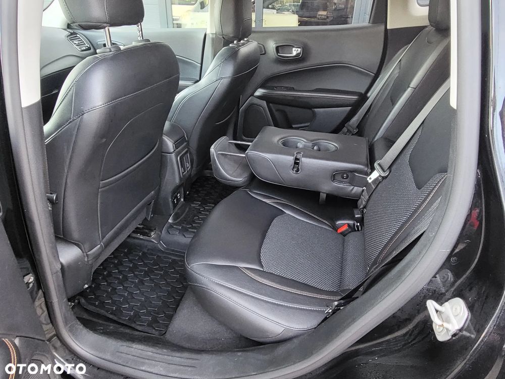 Jeep Compass 1.4 TMair Limited 4WD S&S - 17