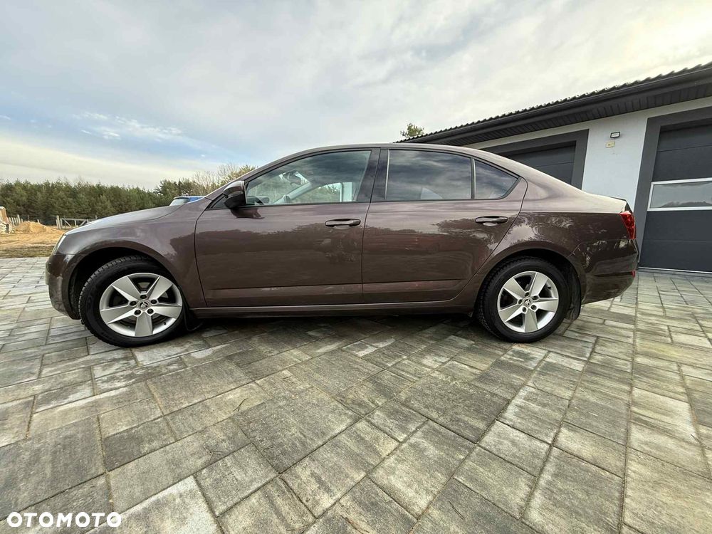 Skoda Octavia 1.6 TDI Style - 4
