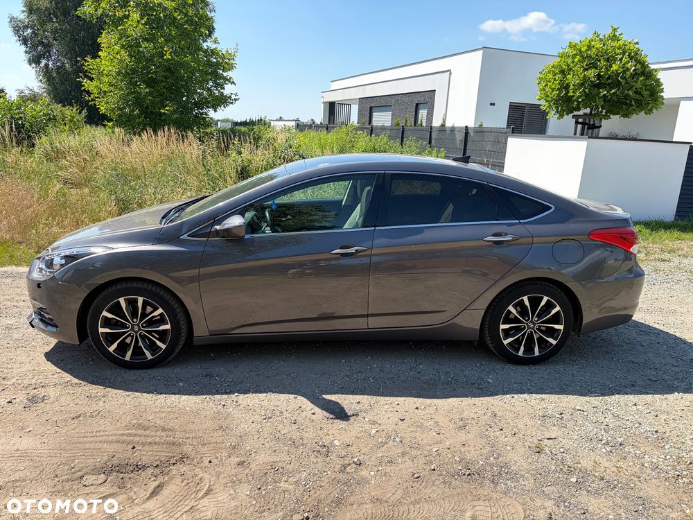 Hyundai i40 1.6 CRDi Premium DCT - 2