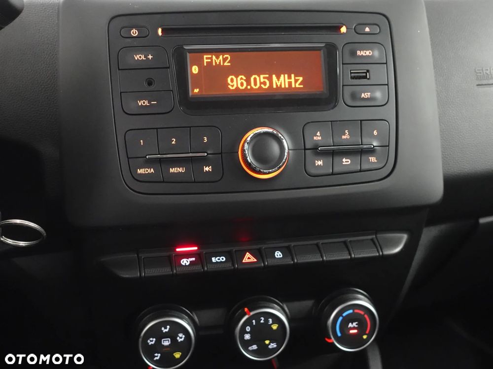 Dacia Duster TCe 125 4x2 Celebration - 29