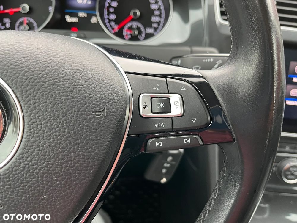 Volkswagen Golf VII 1.6 TDI BMT Comfortline - 24