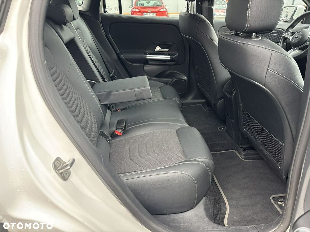 Mercedes-Benz EQA 250+ 70.5kWh Progressive - 17