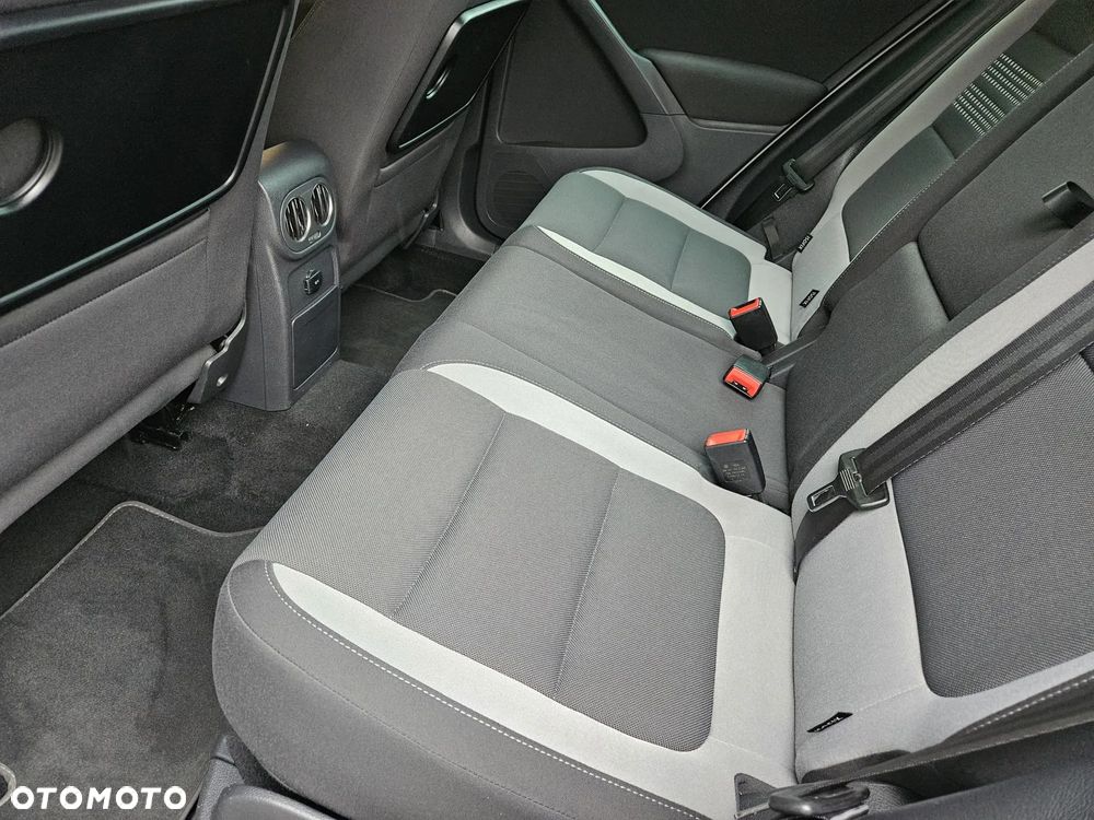 Volkswagen Tiguan - 20