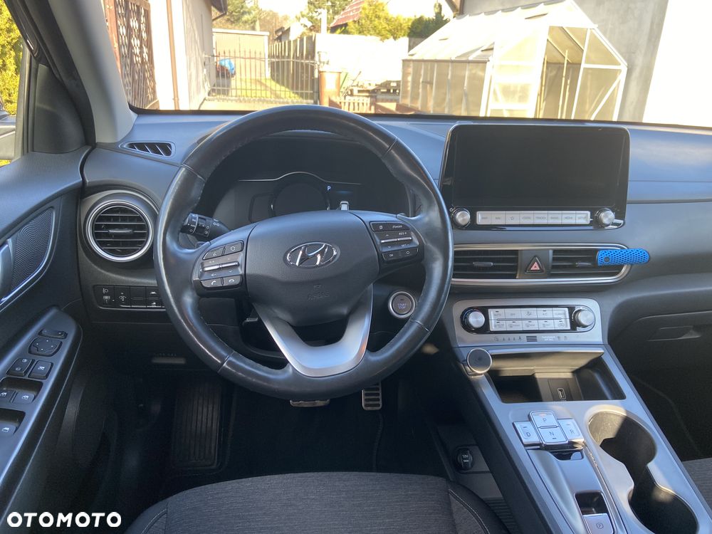 Hyundai Kona 64kWh Style - 14