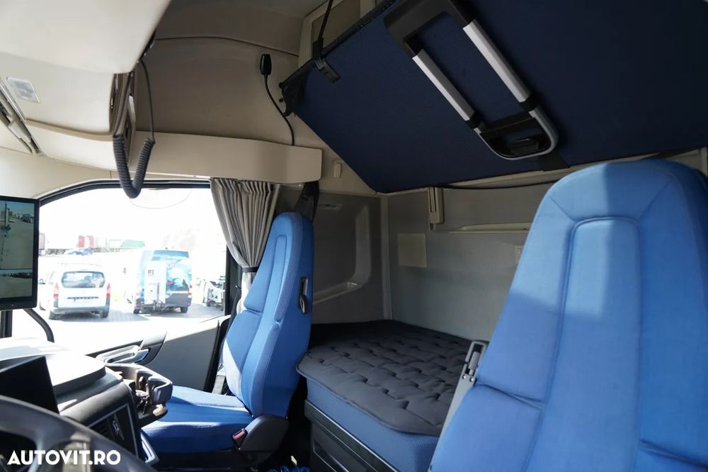 Volvo FH 500 / COMBINAT TANDEM / 120 M3 / TRANSIT / I-SAVE / AER CONDIȚIONAT PARCARE / DIRECȚIE PUNTE RIDICATĂ / ȘINCĂLĂTORI CAMION / WECON / 2025 - 30