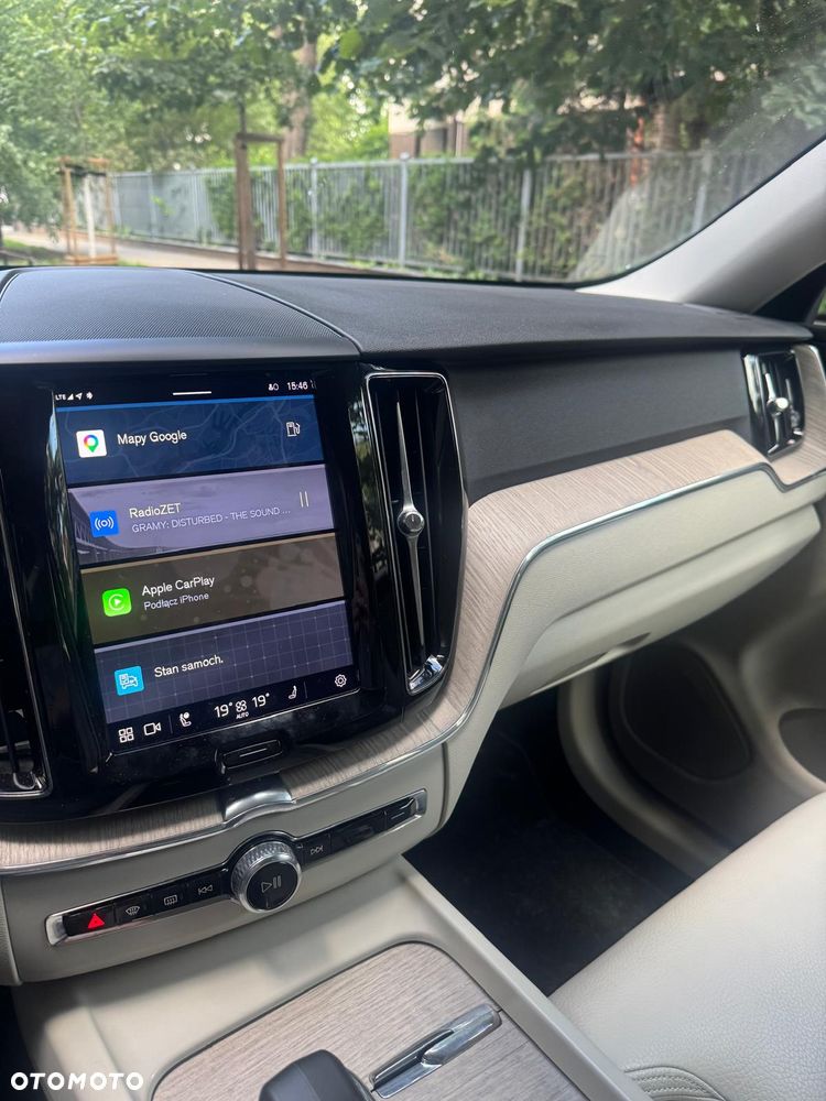 Volvo XC 60 B4 B Plus Dark - 21