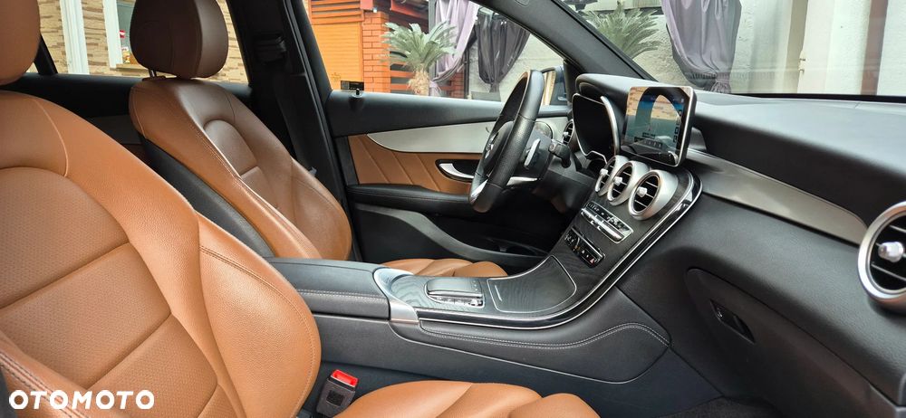Mercedes-Benz GLC Coupe 300 4-Matic - 18