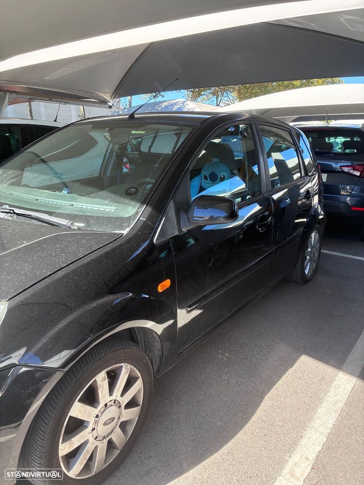 Ford Fiesta 1.4 TDCi Ghia - 2