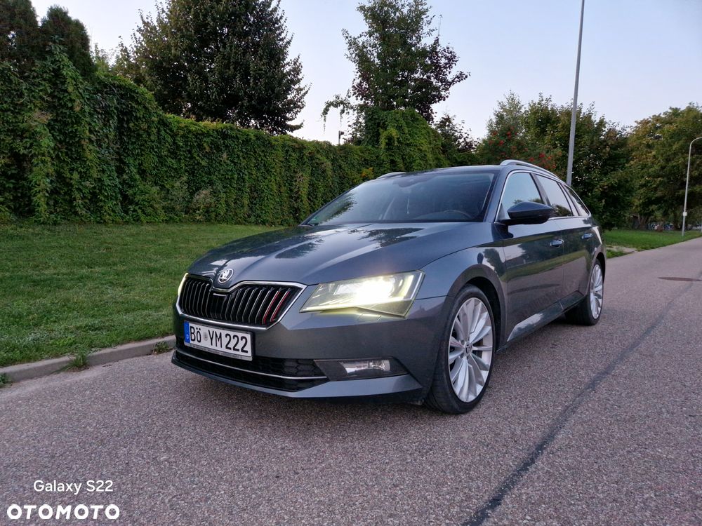 Skoda Superb 2.0 TDI 4x4 DSG Premium Edition - 35