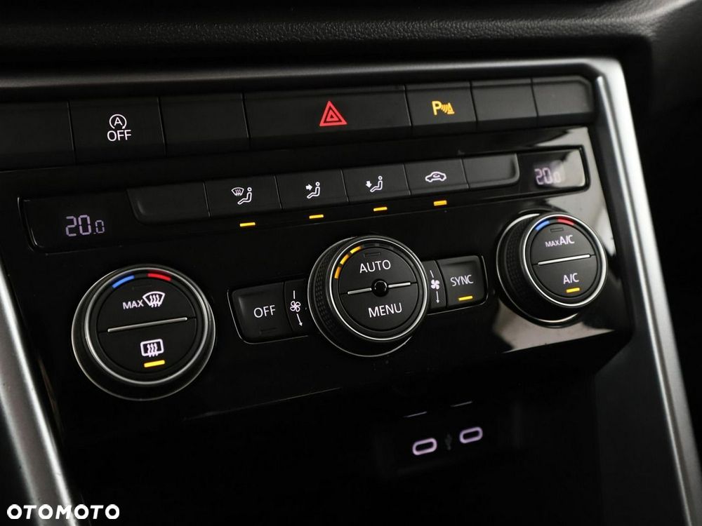 Volkswagen T-Roc 1.0 TSI Active - 29