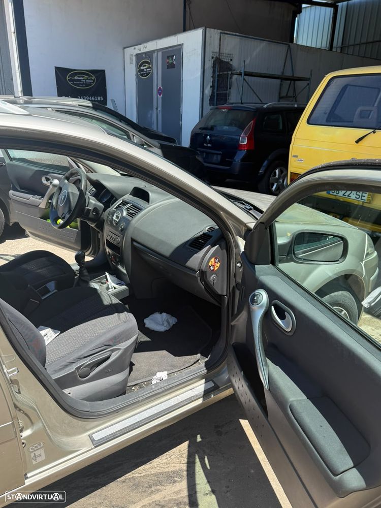 Renault Mégane Break 1.5 dCi Dynamique S - 7