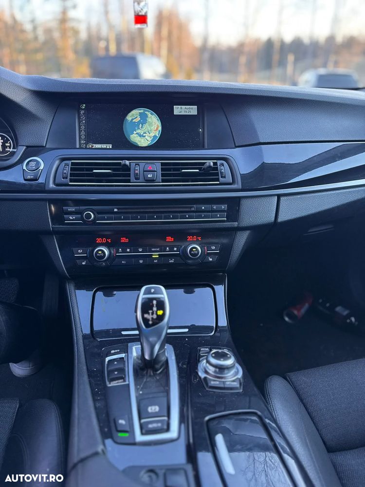 BMW Seria 5 520d Aut. - 8