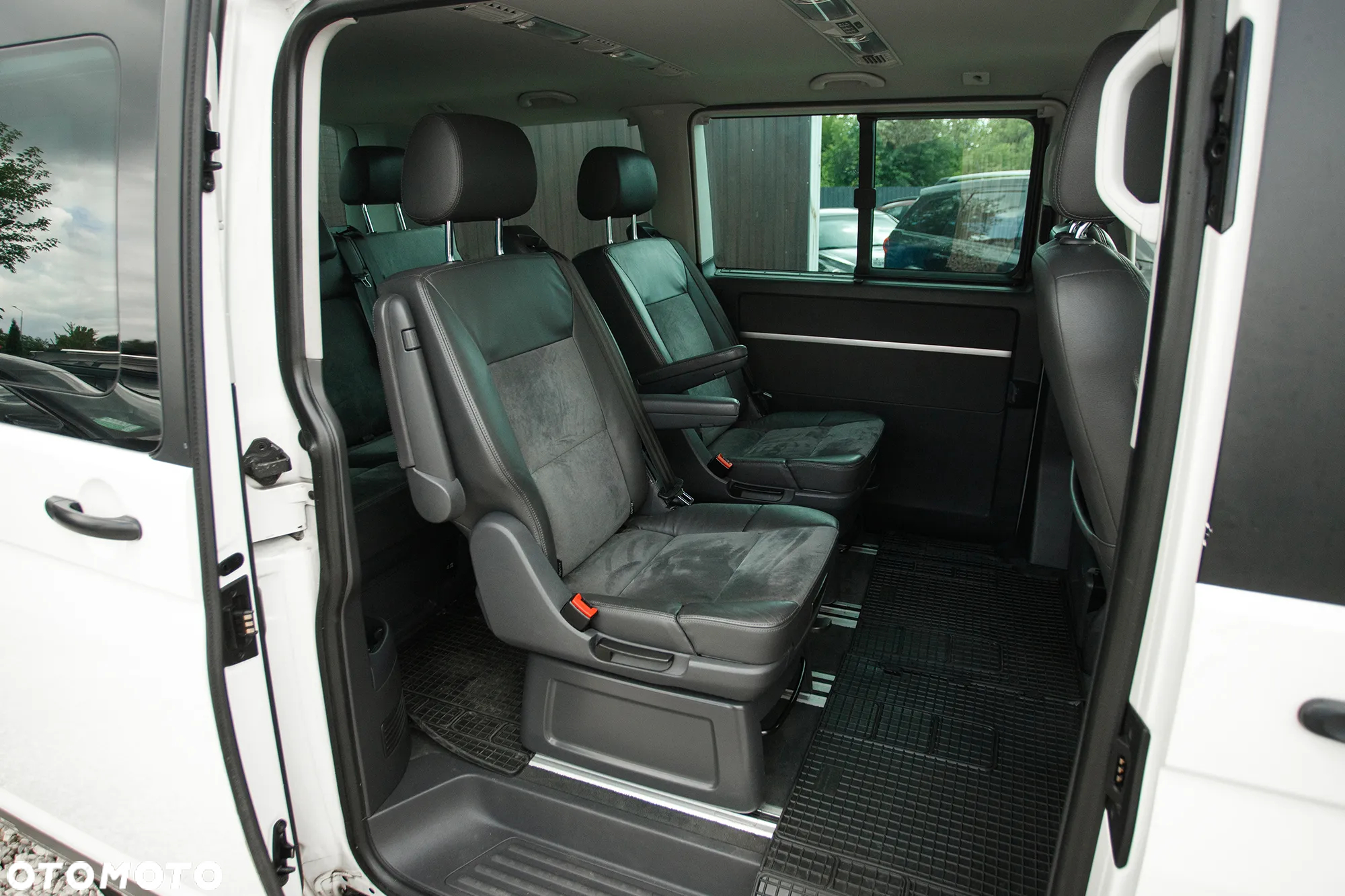Volkswagen Multivan 6.1 2.0 TDI L1 Higline DSG - 18