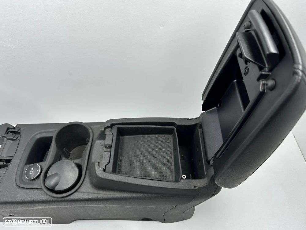 Apoio Braço / Consola Central - Ford Focus III (2013) - 5