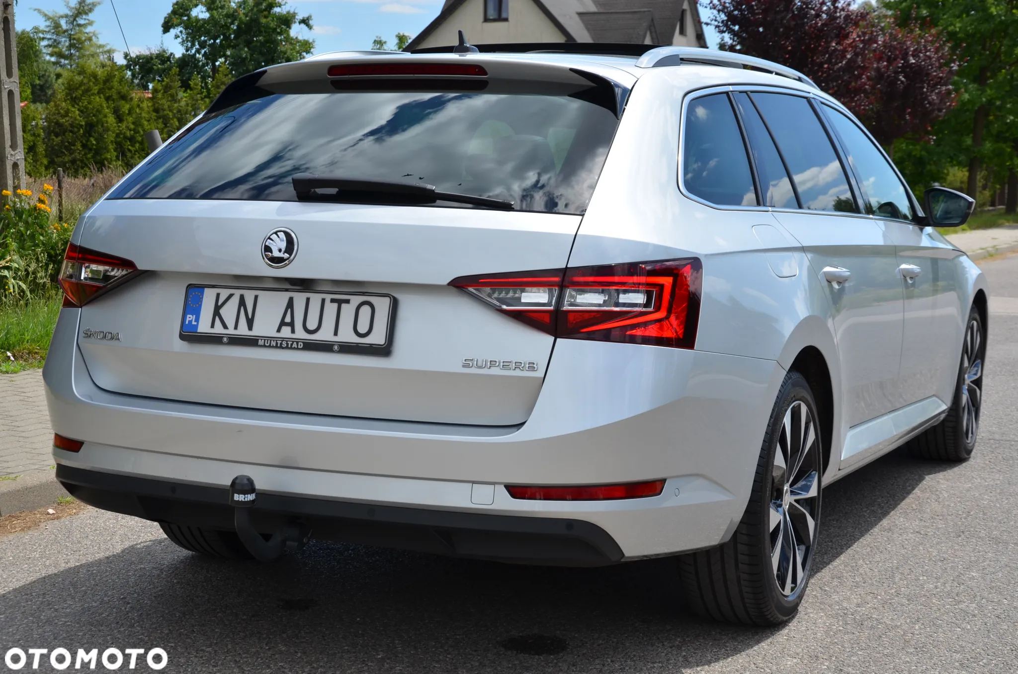 Skoda Superb 2.0 TDI L&K DSG - 4
