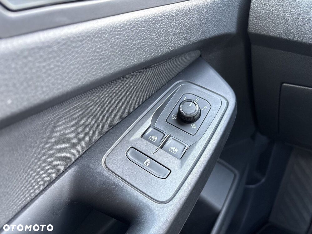 Ford Tourneo Connect 2.0 EcoBlue Titanium - 19