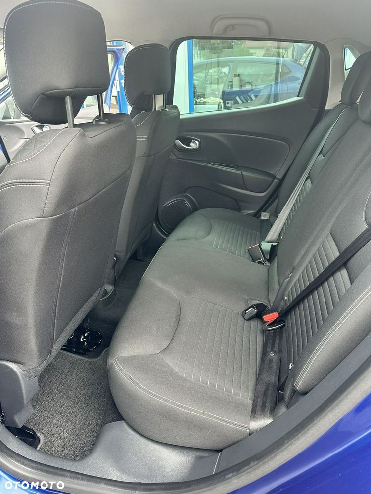 Renault Clio - 9