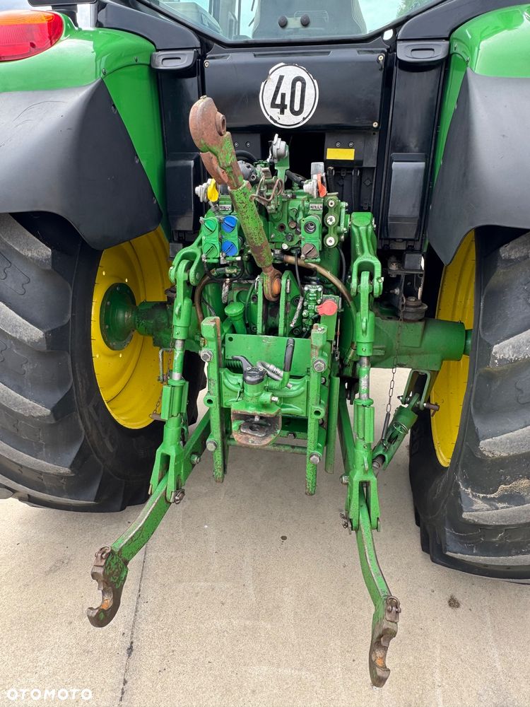 John Deere 6630 - 8